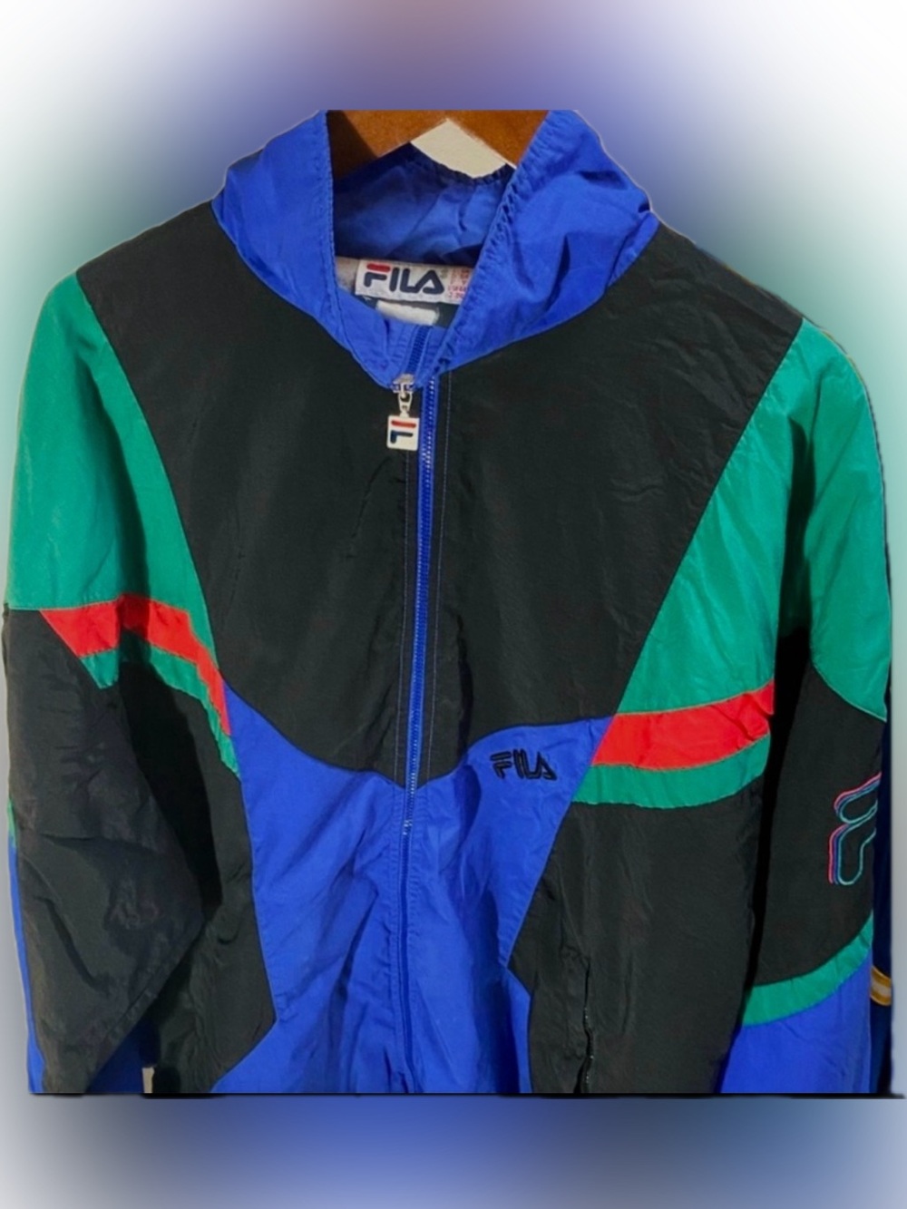 Vintage FILA Windbreaker Jacket - Retro Colorblock Design